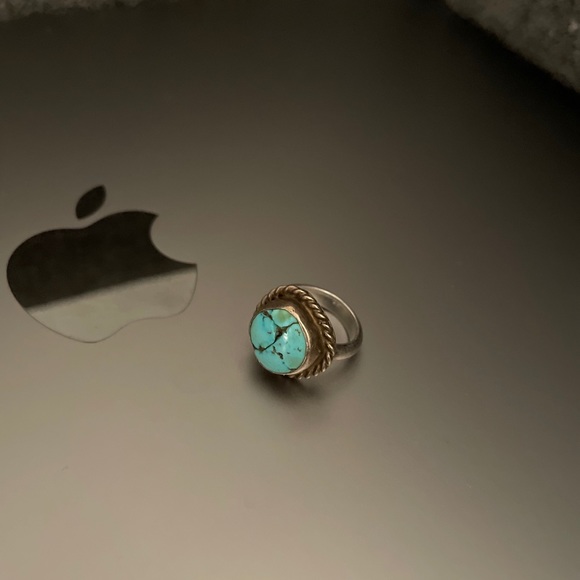 rings - Picture 2 of 4